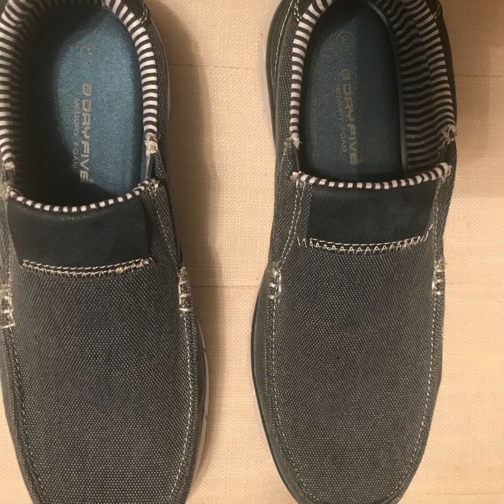 Skechers loafers